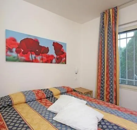 Dreizimmerwohnung In Villaggio Sanghen アパート