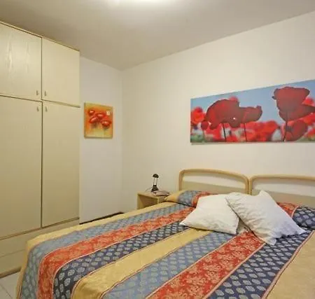 アパート Dreizimmerwohnung In Villaggio Sanghen